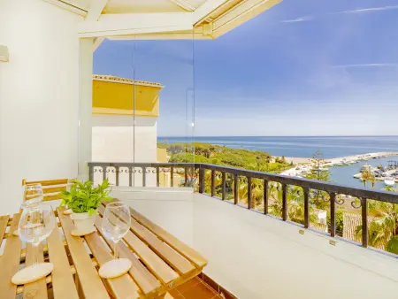 Penthouse triplex avec accès direct plage à Cabopino : photo 3