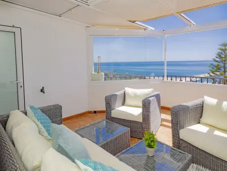Penthouse triplex avec accès direct plage à Cabopino : photo 4