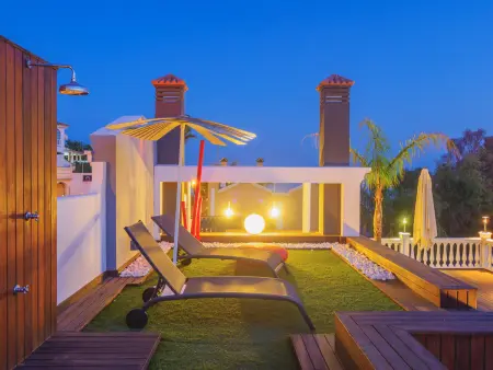 Villa à Malaga avec jardin spacieux et piscine privée - Photo 6