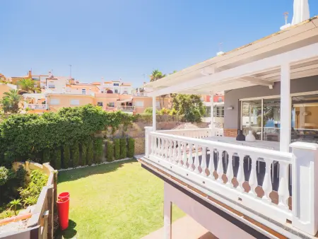 Villa à Malaga avec jardin spacieux et piscine privée - Photo 25