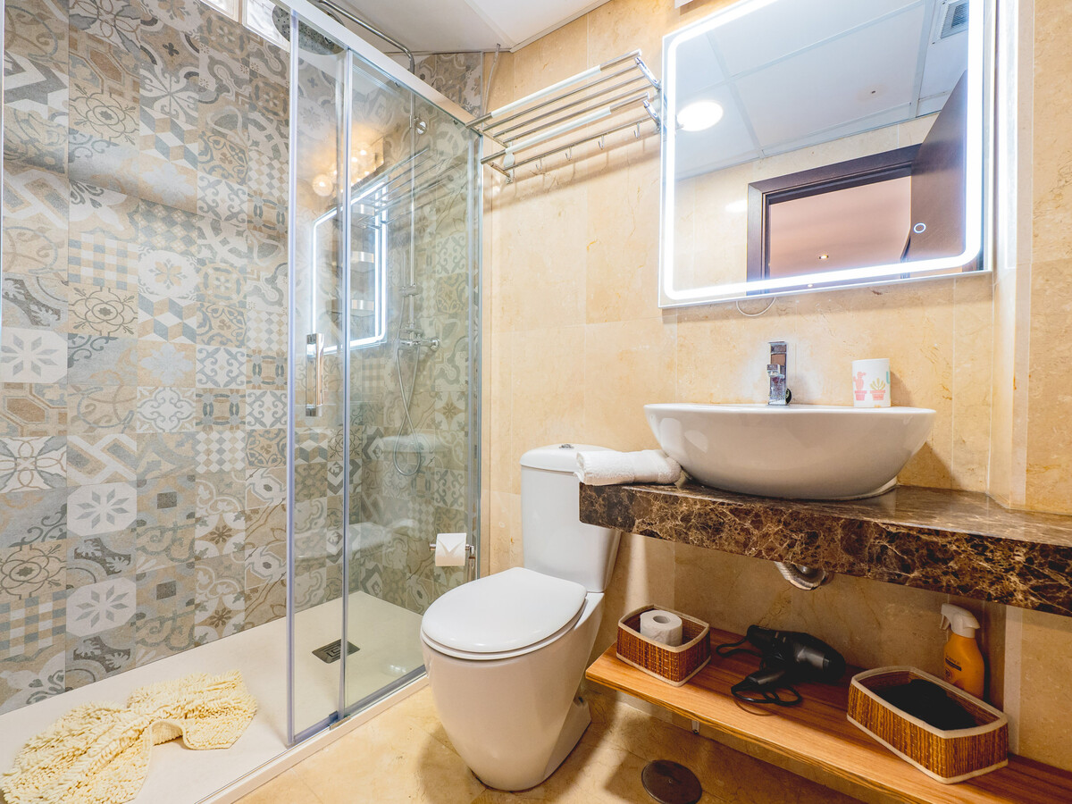 Appartement 1 chambre avec piscine toit au cœur de Malaga - Photo 26