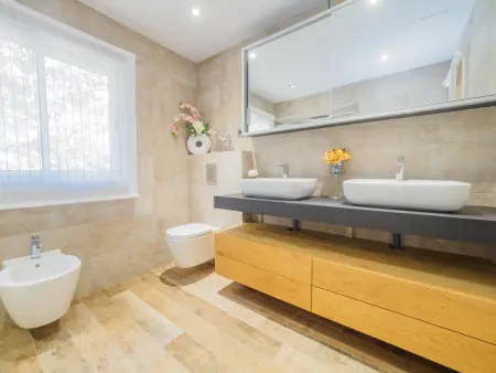 Appartement familial avec piscine commune et vues naturelles - Photo 26