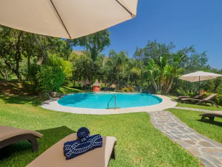 Appartement familial avec piscine commune et vues naturelles - Photo 32