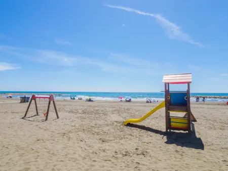 Maison typique à El Palo, Malaga, à 30m de la plage avec terrasse et climatisation - Photo 30
