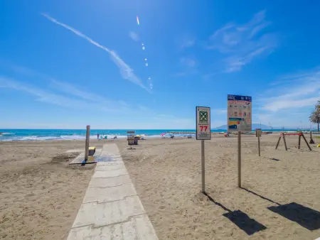 Maison typique à El Palo, Malaga, à 30m de la plage avec terrasse et climatisation - Photo 31