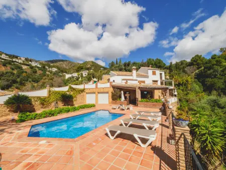 Location villa à Mijas, Villa familiale avec piscine privée à Mijas Pueblo