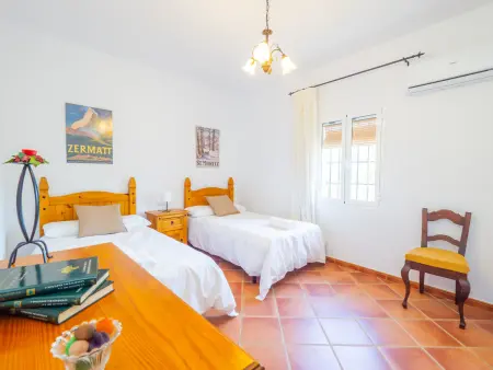 Villa familiale à Alhaurín el Grande avec piscine privée jusqu'à 6 personnes - Photo 31