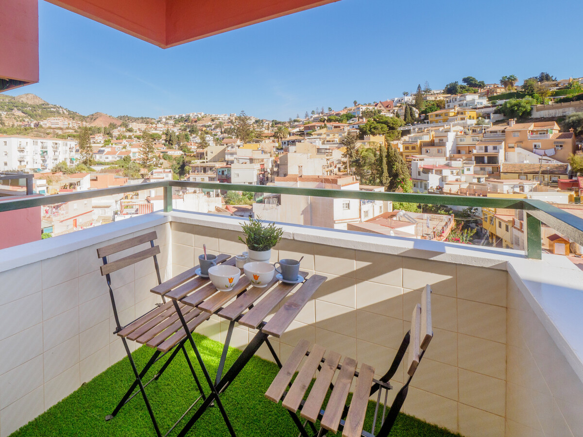 Appartement 3 chambres El Palo avec parking et terrasse - Photo 2