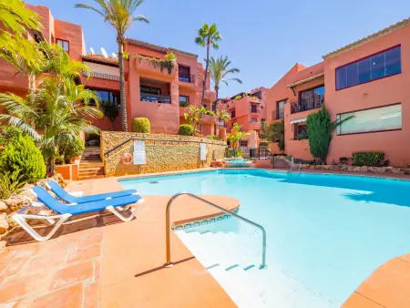 Location appartement à Marbella, Appartement spacieux à Marbella : plage, 3 piscines, parking inclus