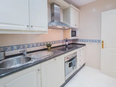 Appartement 5 pers. à Marbella : 40m de la plage, 3 piscines : photo 29
