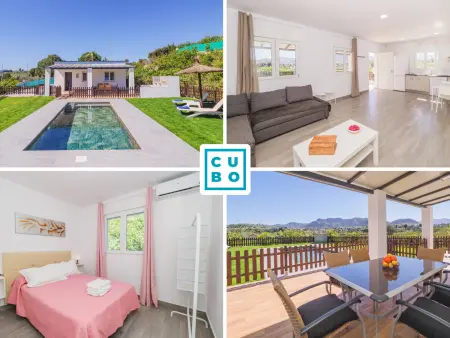 Location gite à Cártama, Maison de campagne à Cártama avec piscine privée et climatisation