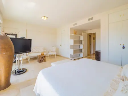 Luxueuse maison à Malaga avec piscine et WiFi, proche du Château Gibralfaro - Photo 32