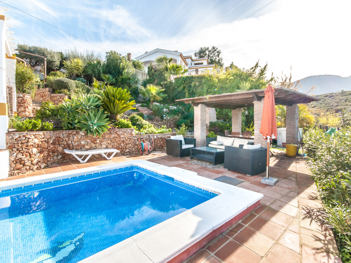 Villa 3 chambres, piscine 4x8m à Alhaurín el Grande - Photo 2
