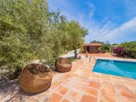 Deux Chalets en Bois Paisibles pour Familles avec Piscine - Photo 6