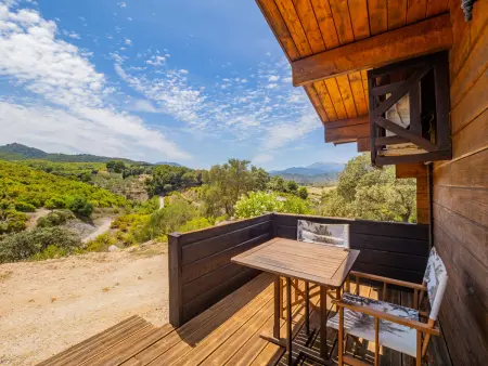 Deux Chalets en Bois Paisibles pour Familles avec Piscine - Photo 14