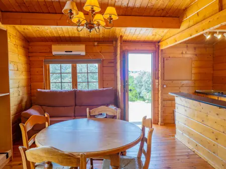 Deux Chalets en Bois Paisibles pour Familles avec Piscine - Photo 23