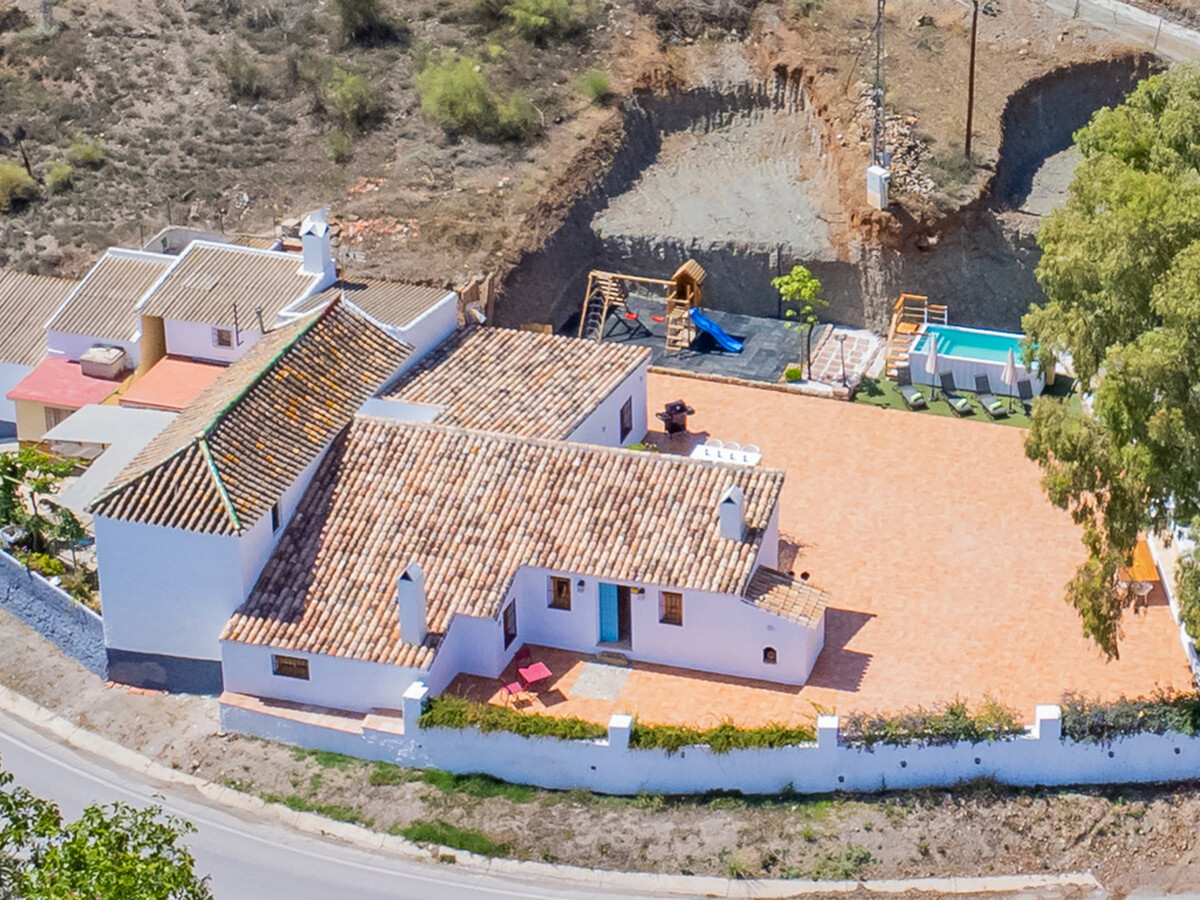 Gîte 8 pers. à Cártama : piscine, aire de jeux et vues montagne - Photo 7