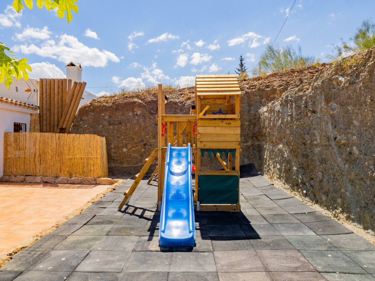 Gîte 8 pers. à Cártama : piscine, aire de jeux et vues montagne - Photo 11