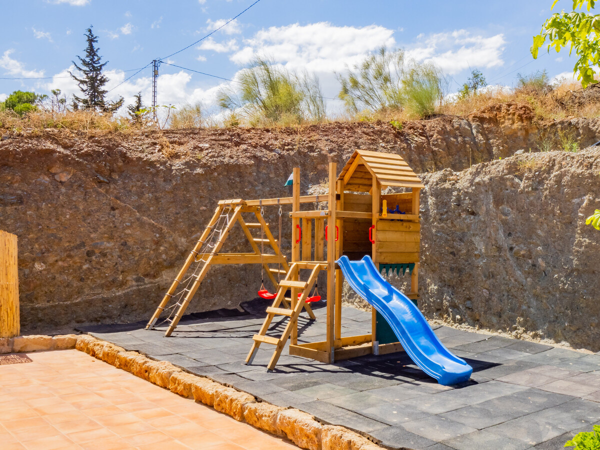 Gîte 8 pers. à Cártama : piscine, aire de jeux et vues montagne - Photo 13