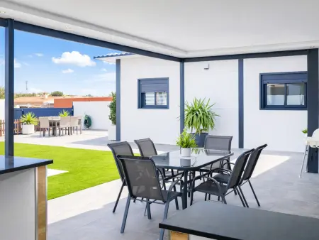 Gîte 6 pers. avec piscine privée et terrain de foot à Fuengirola : photo 2