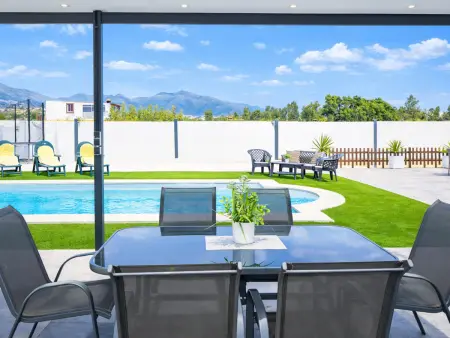 Gîte 6 pers. avec piscine privée et terrain de foot à Fuengirola : photo 6