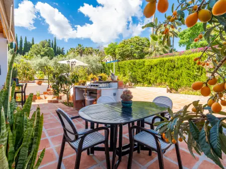 Gîte rural avec piscine privée près de Lauro Golf - Photo 7