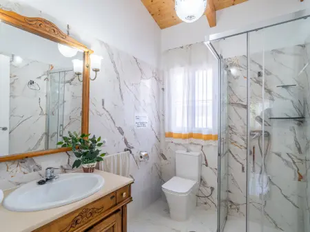 Gîte rural avec piscine privée près de Lauro Golf - Photo 18