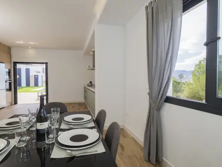 Gîte 6 pers. piscine privée et vue montagne : photo 15