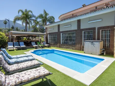 Location gite à Alhaurín el Grande, Maison pour familles avec 7 chambres, près dAlhaurín el Grande