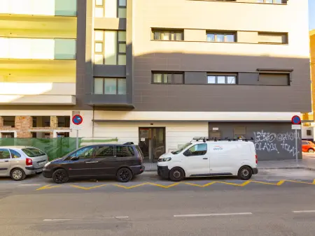 Appartement moderne à Malaga avec piscine et confort urbain - Photo 18