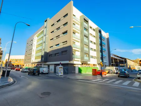 Appartement moderne à Malaga avec piscine et confort urbain - Photo 24