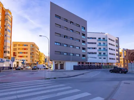 Appartement moderne à Malaga avec piscine et confort urbain - Photo 25