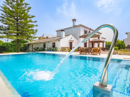 Location gite à Coín, Gîte familial à Coín avec piscine privée et climatisation