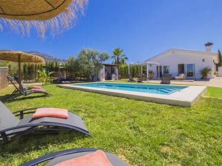 Gîte 6 personnes avec piscine 7x3,5m à Alhaurín el Grande : photo 4