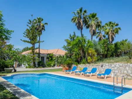 Location gite à Alhaurín el Grande, Gîte rural avec piscine privée et Wi-Fi à Alhaurín el Grande