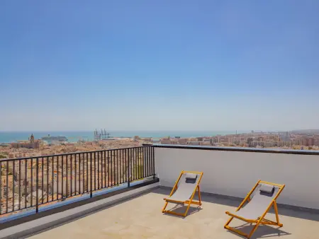 Appartement élégant à Malaga avec vue superbe - Photo 4