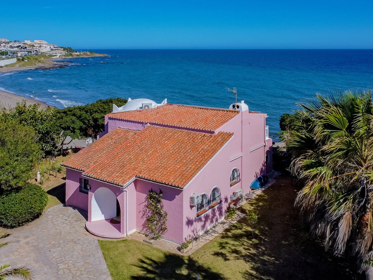 Villa bord de mer Mijas Costa avec accès plage et piscine - Photo 12