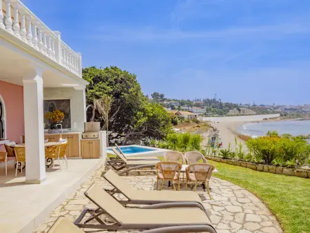 Location villa à Mijas Costa, Villa bord de mer Mijas Costa avec accès plage et piscine privée