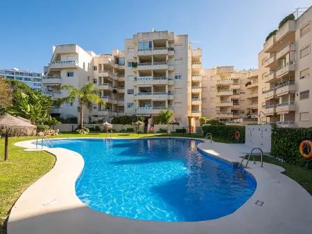 Appartement 2 chambres à Marbella, piscine et parking inclus : photo 2