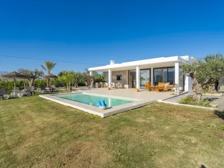 Gîte rural Alhaurín, piscine 4x8m, 8 personnes : photo 4