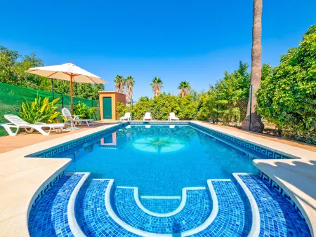 Location gite à Coín, Maison de campagne charmante à Coín avec piscine privée