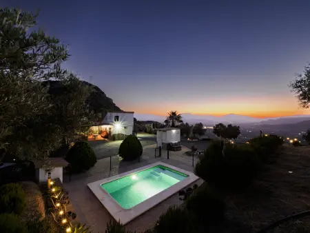 Gîte rural à Cártama, piscine 3x5m et vue vallée : photo 2