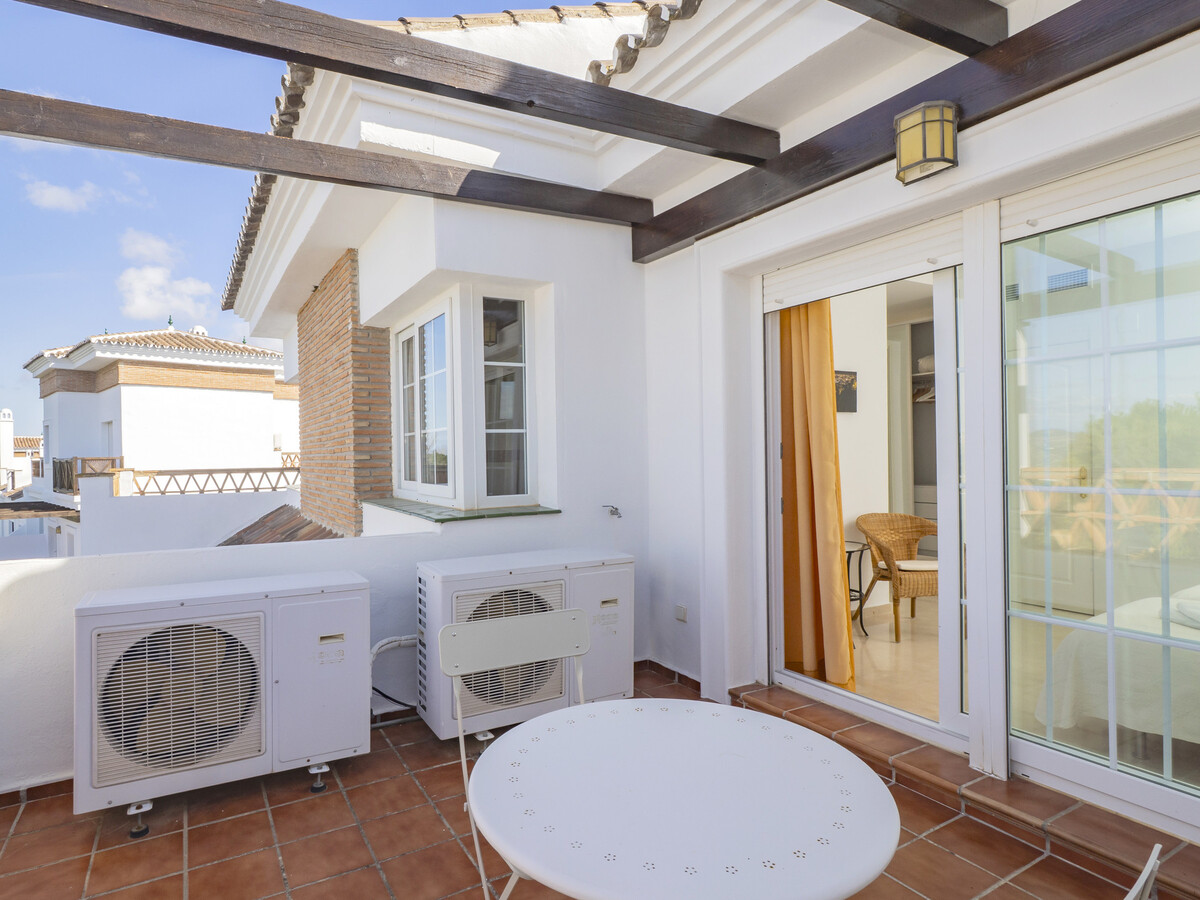 Duplex golf Lauro avec piscine et 2 terrasses privées - Photo 15