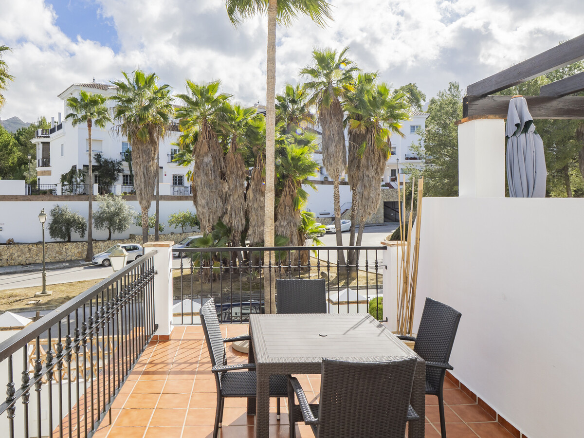 Duplex golf Lauro avec piscine et 2 terrasses privées - Photo 18