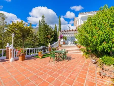Villa de luxe à Benalmádena avec piscine privée et parking, proche plage - Photo 11