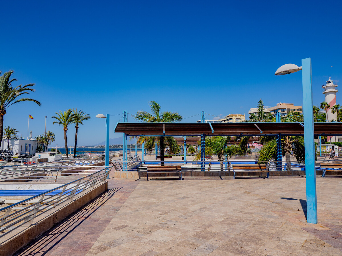 Appartement 8e étage vue mer à Marbella, 50m plage - Photo 2