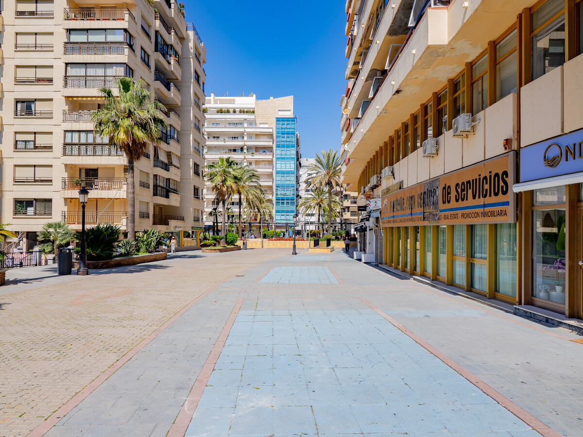 Appartement 8e étage vue mer à Marbella, 50m plage - Photo 3