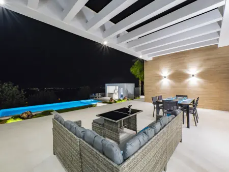 Villa 4 chambres, piscine débordement et domotique : photo 7
