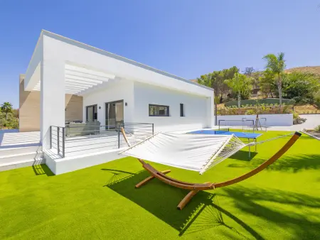 Villa 4 chambres, piscine débordement et domotique : photo 17
