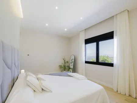 Villa 4 chambres, piscine débordement et domotique : photo 36